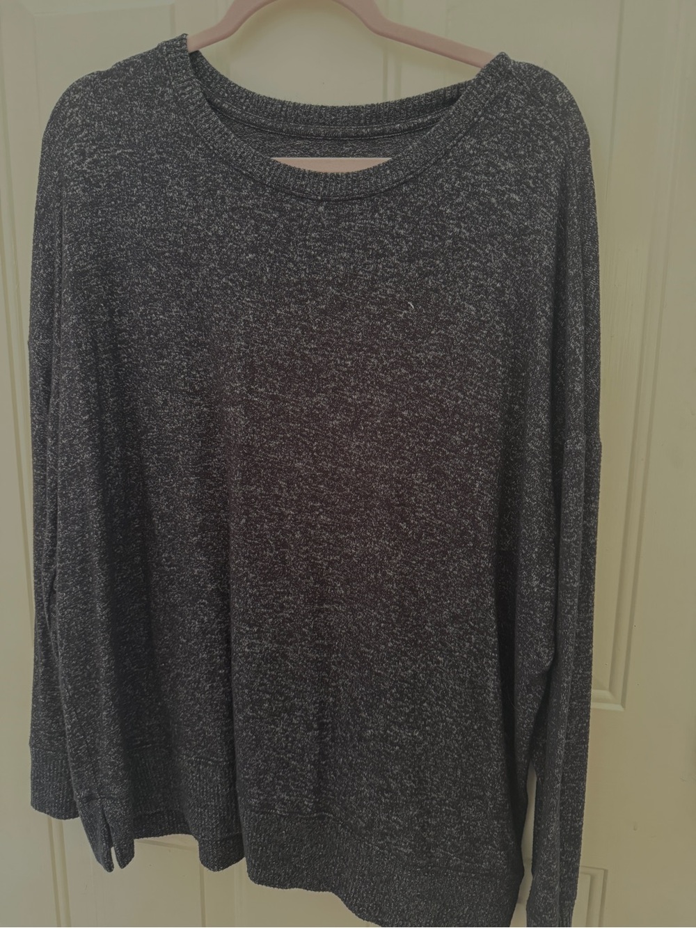 Time and Tru Dark Heather Gray Crewneck Sweater